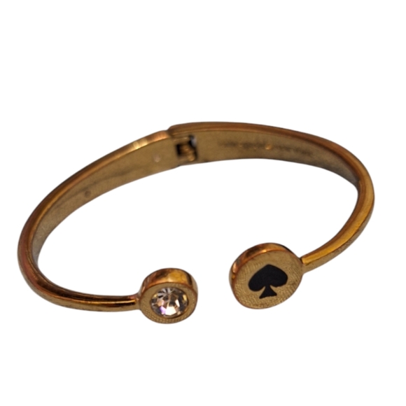 KATE SPADE "SPOT THE SPADE" OPEN HINGE BANGLE BRACELET - Picture 1 of 5